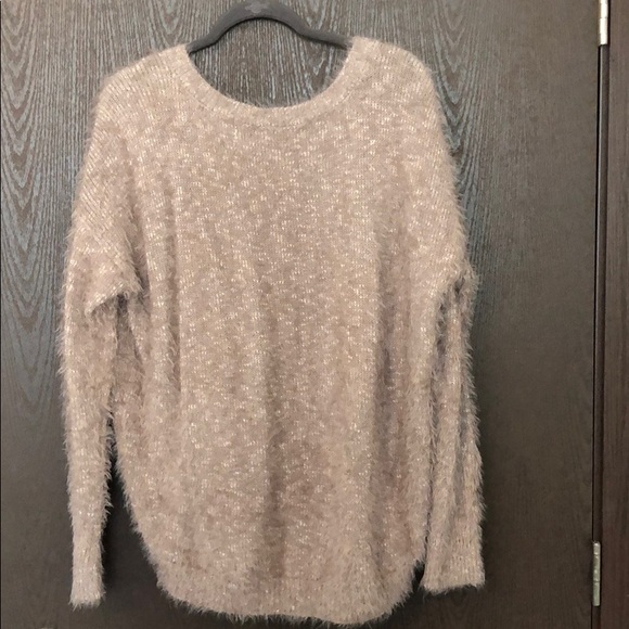 Express sweater - Picture 3 of 3